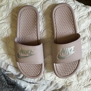 Mauve Nike slides